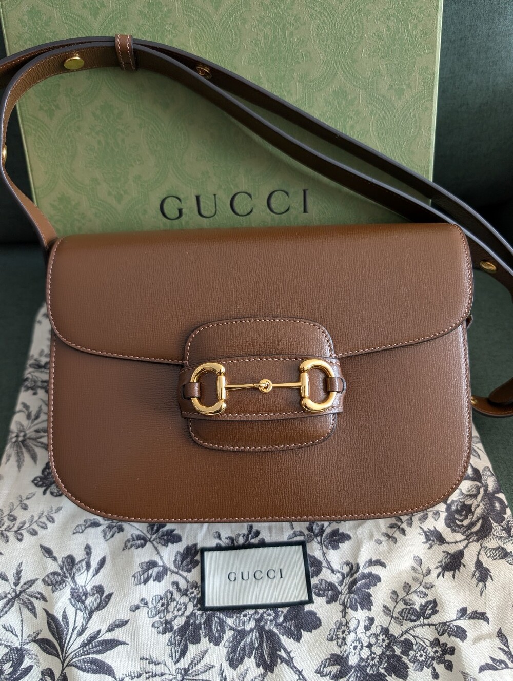 [Gucci] Medium Horsebit 1955 Brown Leather Shoulder Bag with Gold Hardware